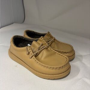 Hey Dude Kids Leather Blend Moccasins in Tan
